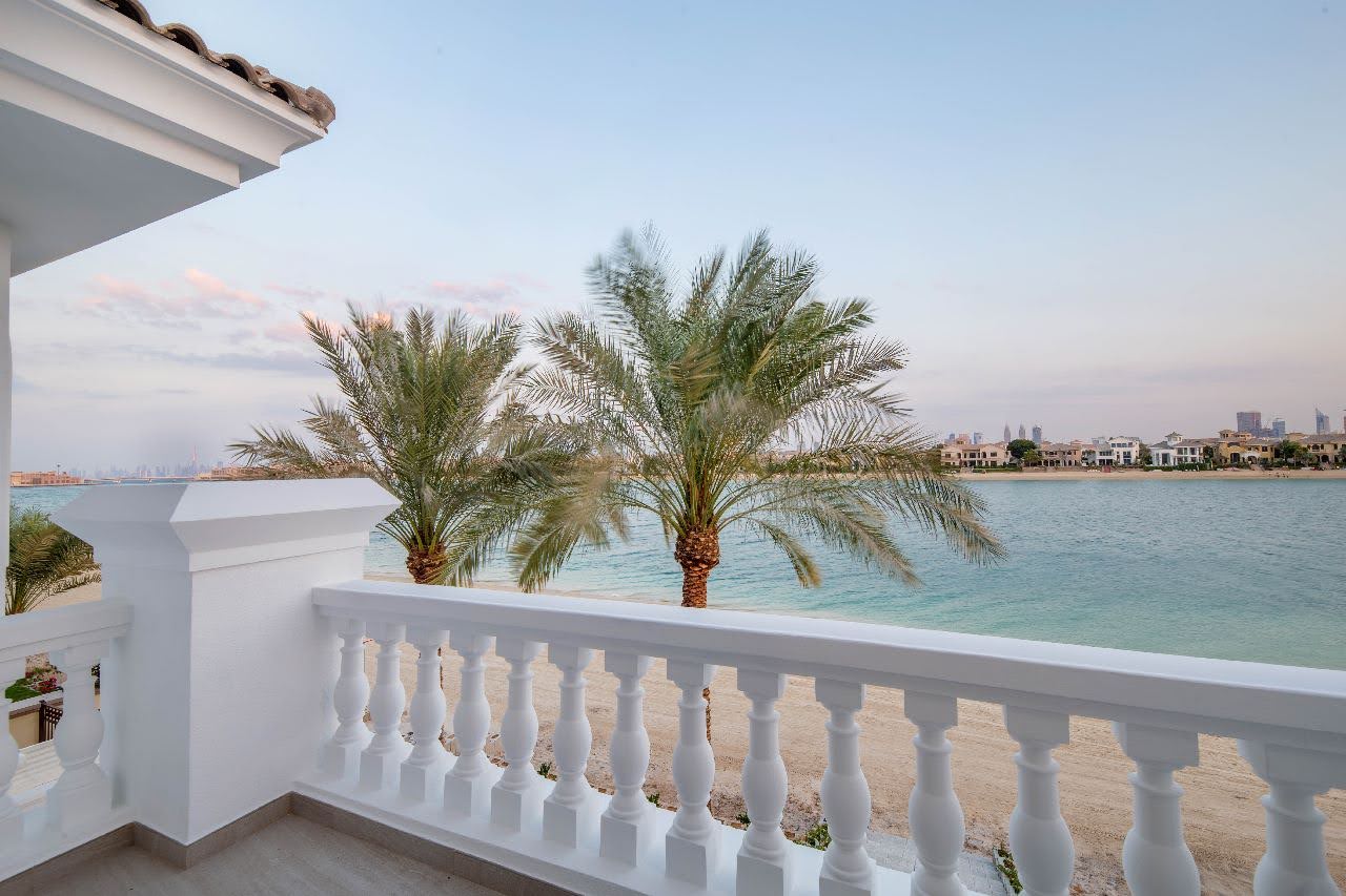 5 Bedroom villa at the palm jumeirah full screen image